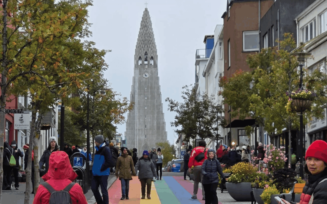 How to Be a Better Tourist in Iceland: 10+ Tips for Traveling Responsibly