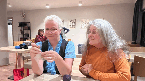 Mother daughter knitting tour iceland