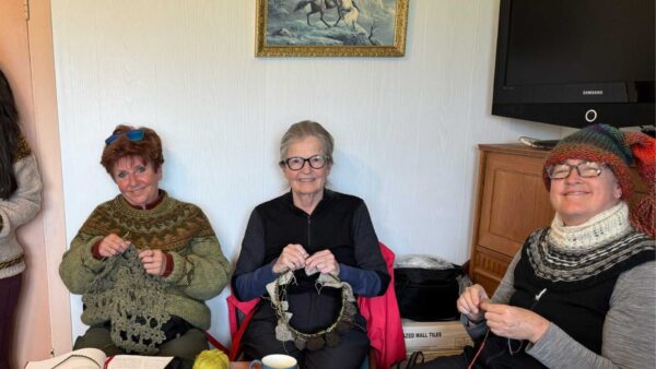 Mother Daughter Knitting Tour